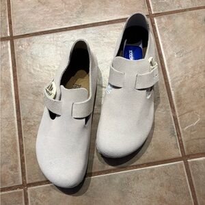 Birkenstock Londons in Antique white size 39